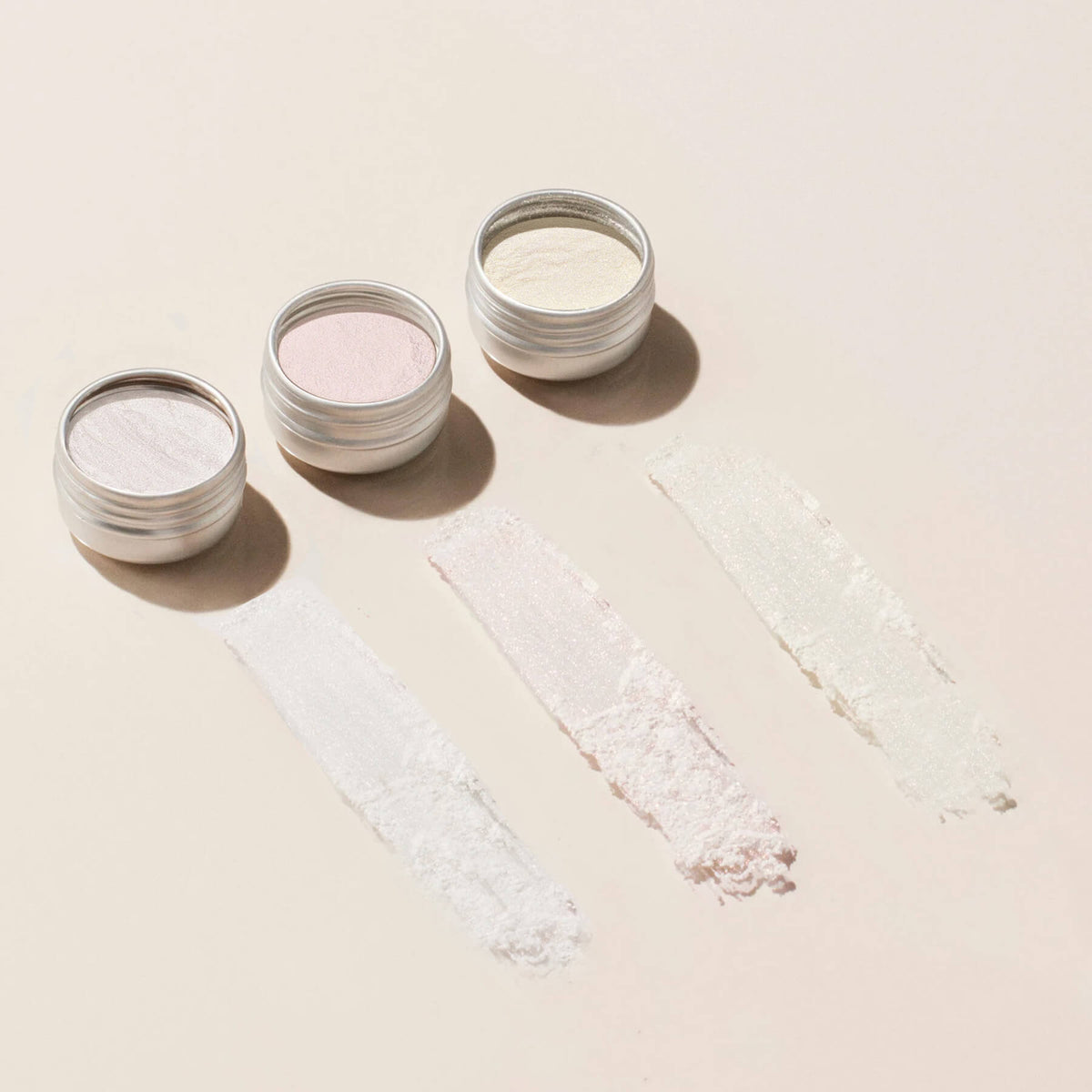 Glitters and effect powders trios